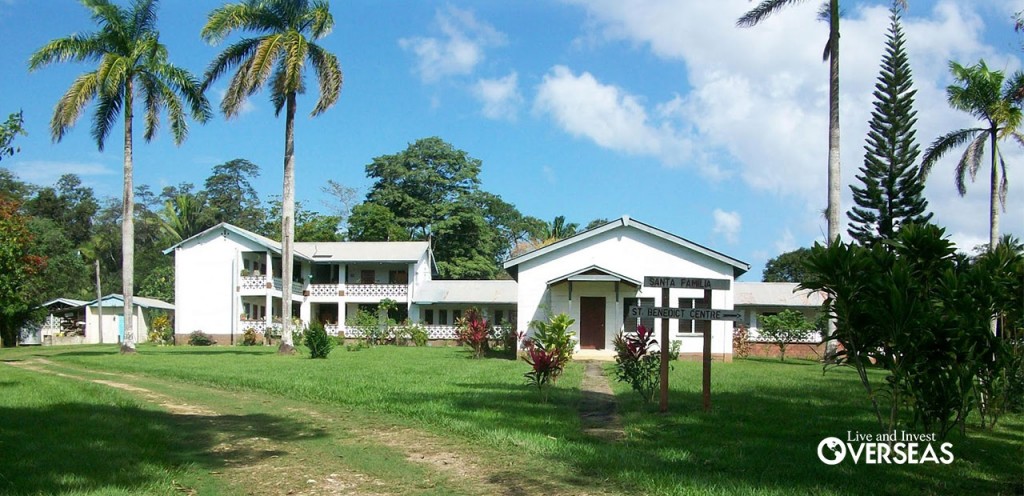 LIOS santa-familia-belize